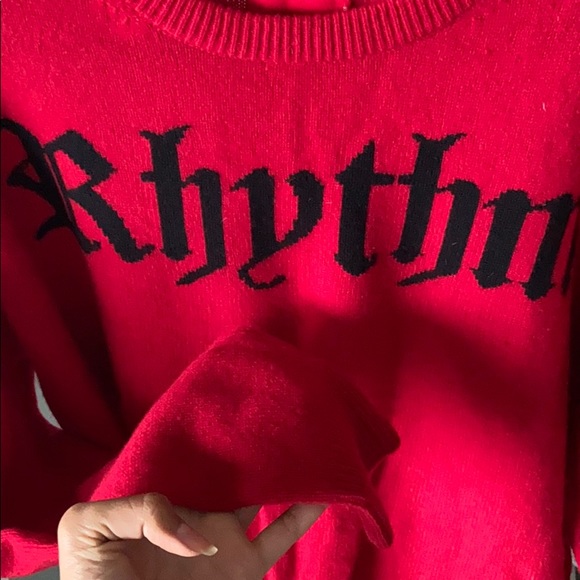 Designer sweater - Picture 3 of 3